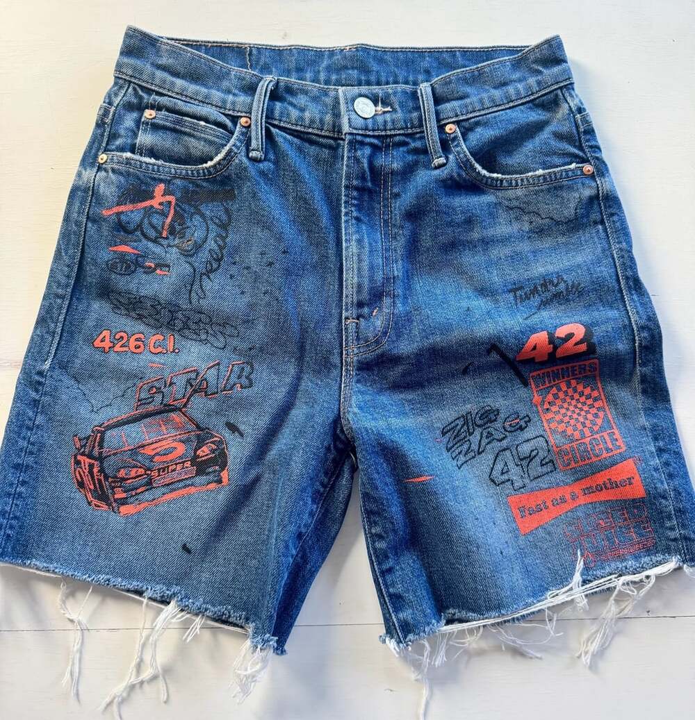 Mother Smokin High-Waisted Frayed Cut-Off Shorts Size 24 Blue Denim